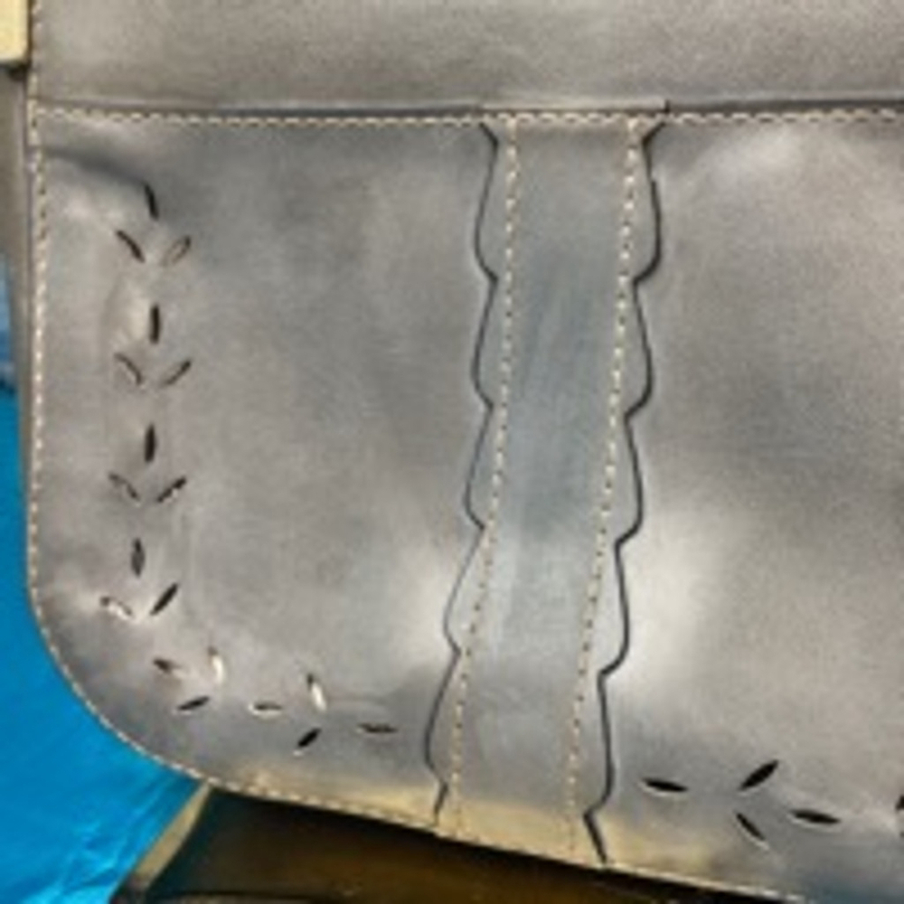 Women's Frye Gray Leather Crossbody Bag VGC - Picture 3 of 11